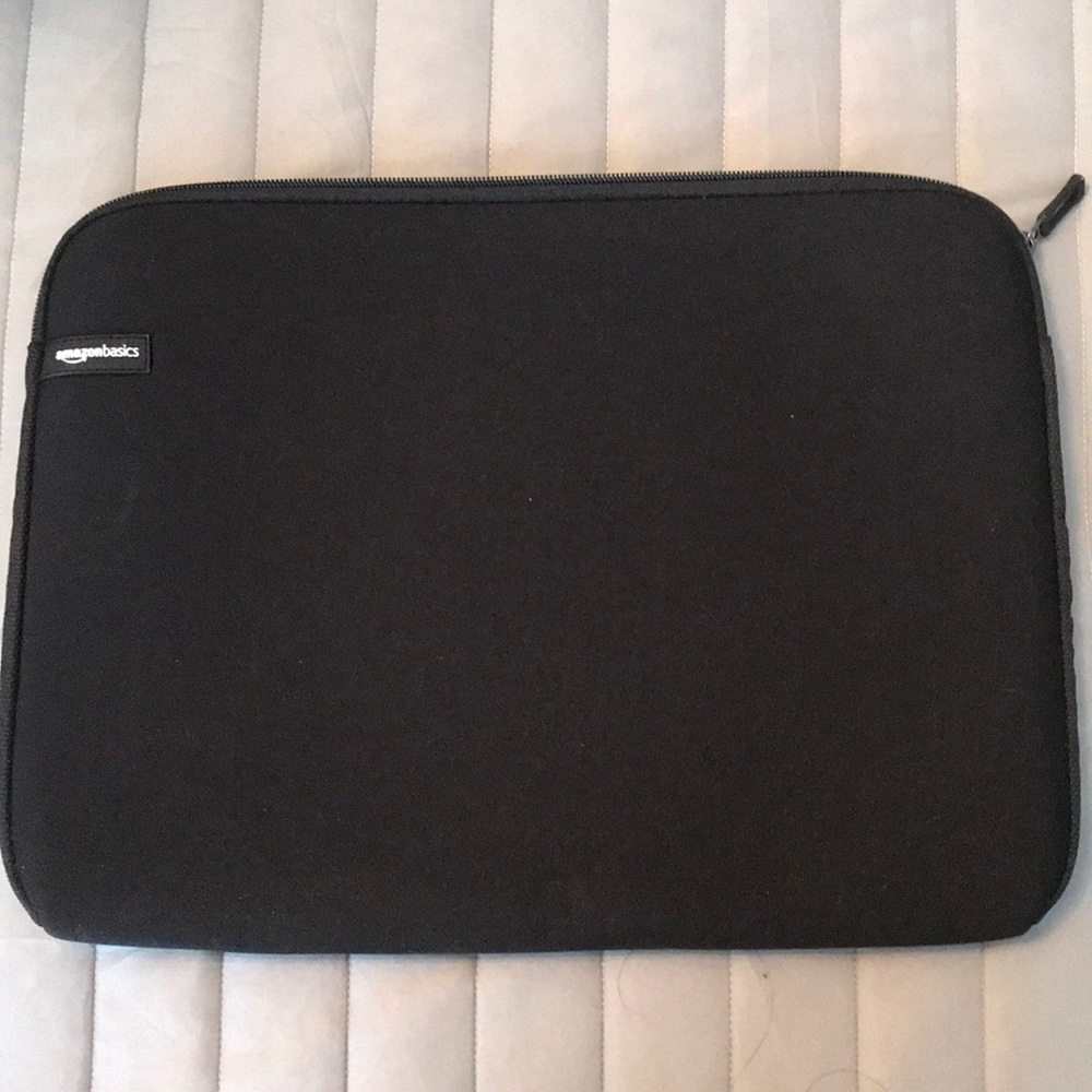 Amazon Basics Laptop Case